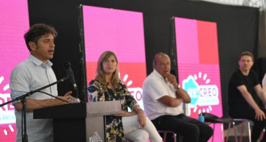 Kicillof se reunió con intendentes y representantes del sector productivo en Claromecó