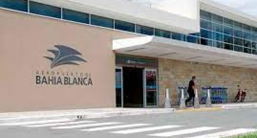 Horror en la Base Espora: un policía atacó a su expareja y la hija con un cuchillo