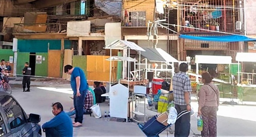 vivir ala intemperie y sin intervencion del gobierno de caba. Varias familias se quedaron sin techo por un error de cálculo en una demolición