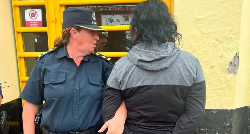 Detuvieron a la mujer señalada como la líder del grupo que baleó a la asamblea