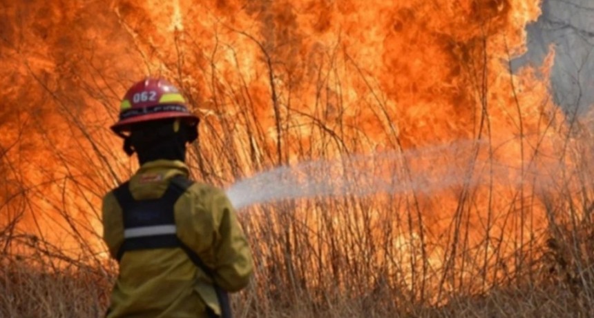 Por las altas temperaturas, piden extremar precauciones por riesgo en la salud e incendios en la región