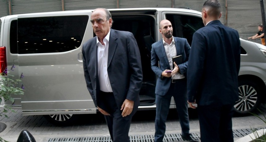 Milei detonó el acuerdo con los gobernadores y deja a Francos al borde de la renuncia