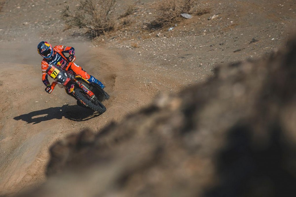 Rally Dakar. Etapa 8: Victoria de Luciano Benavides