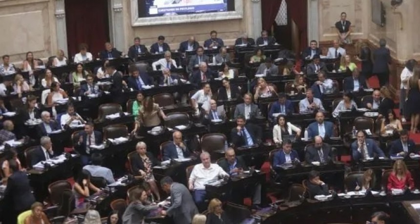 Diputados ya cuentan con el dictamen: reducen facultades y empresas a privatizar