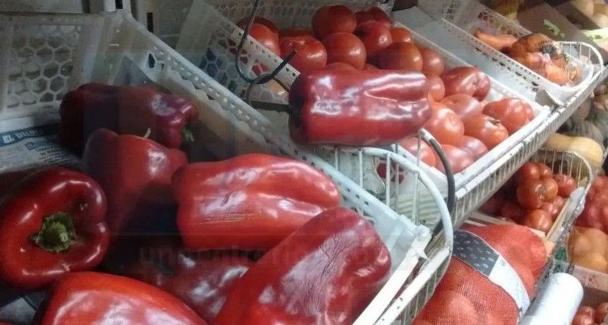 El ajo y el pimiento en los extremos de la diferencia de precios entre el campo y la góndola