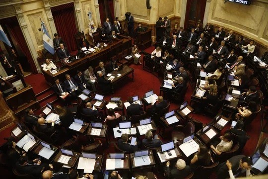 El Senado debate hoy la reforma laboral: el oficialismo hizo concesiones a gobernadores y a la CGT