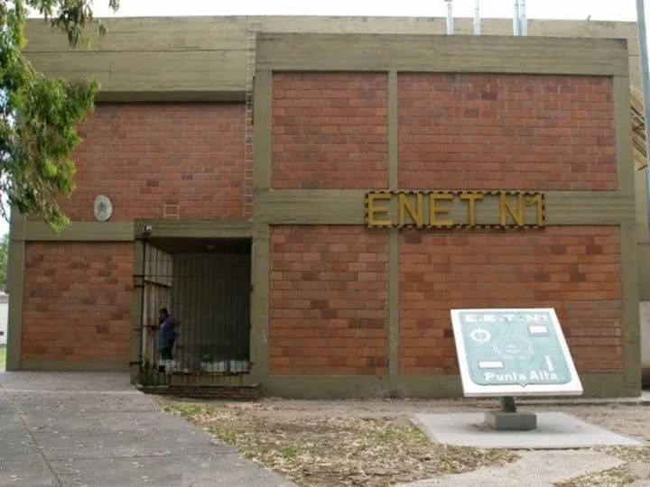 Fondo de Fortalecimiento para Escuelas Técnicas en Coronel Rosales