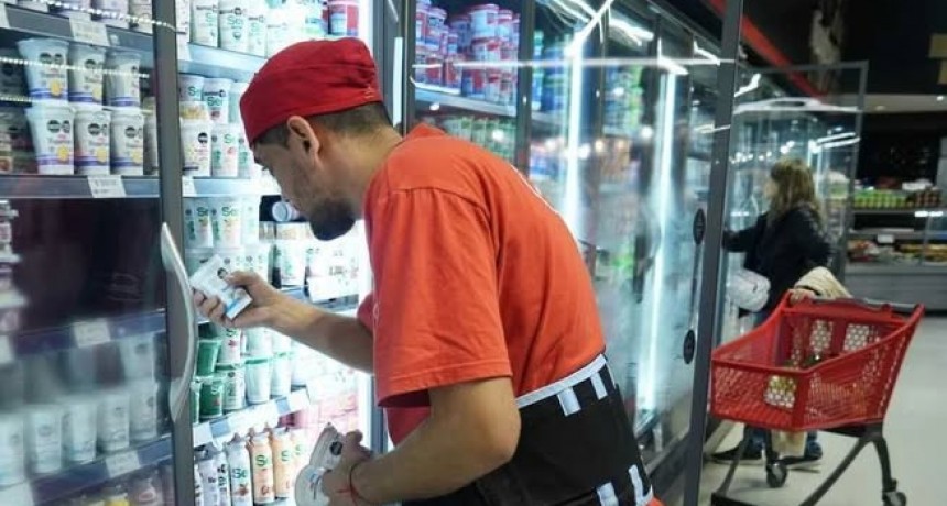 Indec: la inflación de enero fue de 2,9 por ciento y acumuló 32,4% en doce meses