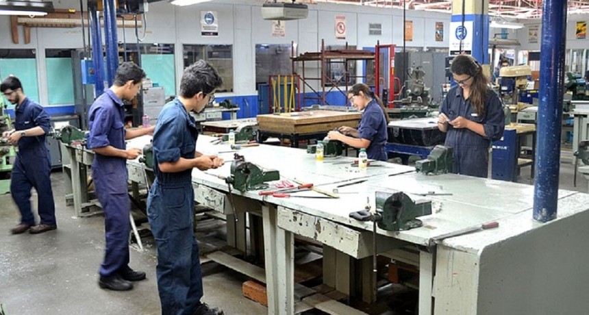 Fondos para escuelas técnicas: 