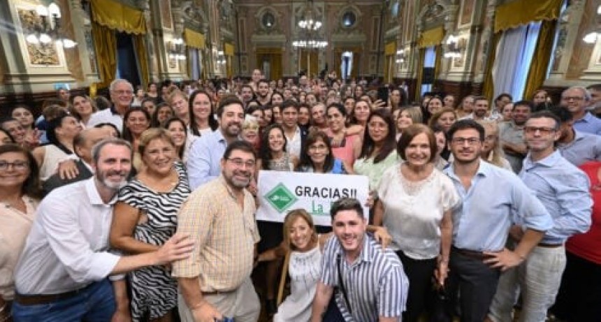 Kicillof y Kreplak anunciaron la reglamentación de la Ley de instrumentación quirúrgica