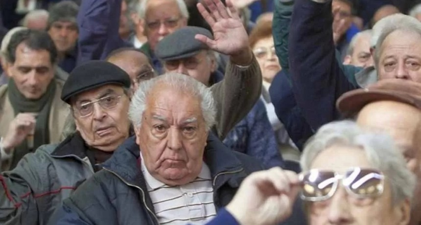 Por la suba del Salario Mínimo: jubilados que perciben la mínima cobrarán un plus
