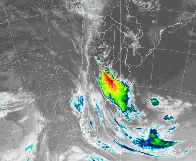 La región en vilo: elevan a roja la alerta por tormentas