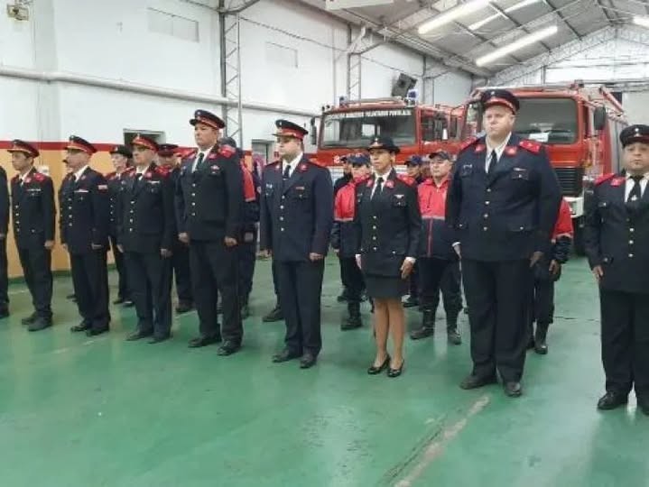 PUNTA ALTA RECIBE UNA NUEVA UNIDAD PARA SUS  BOMBEROS VOLUNTARIOS 