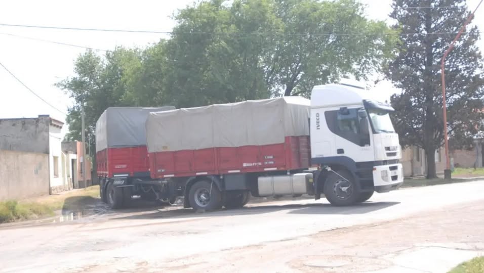 Impulsan un plan integral para ordenar el tr&aacute;nsito pesado y el transporte p&uacute;blico en Punta Alta