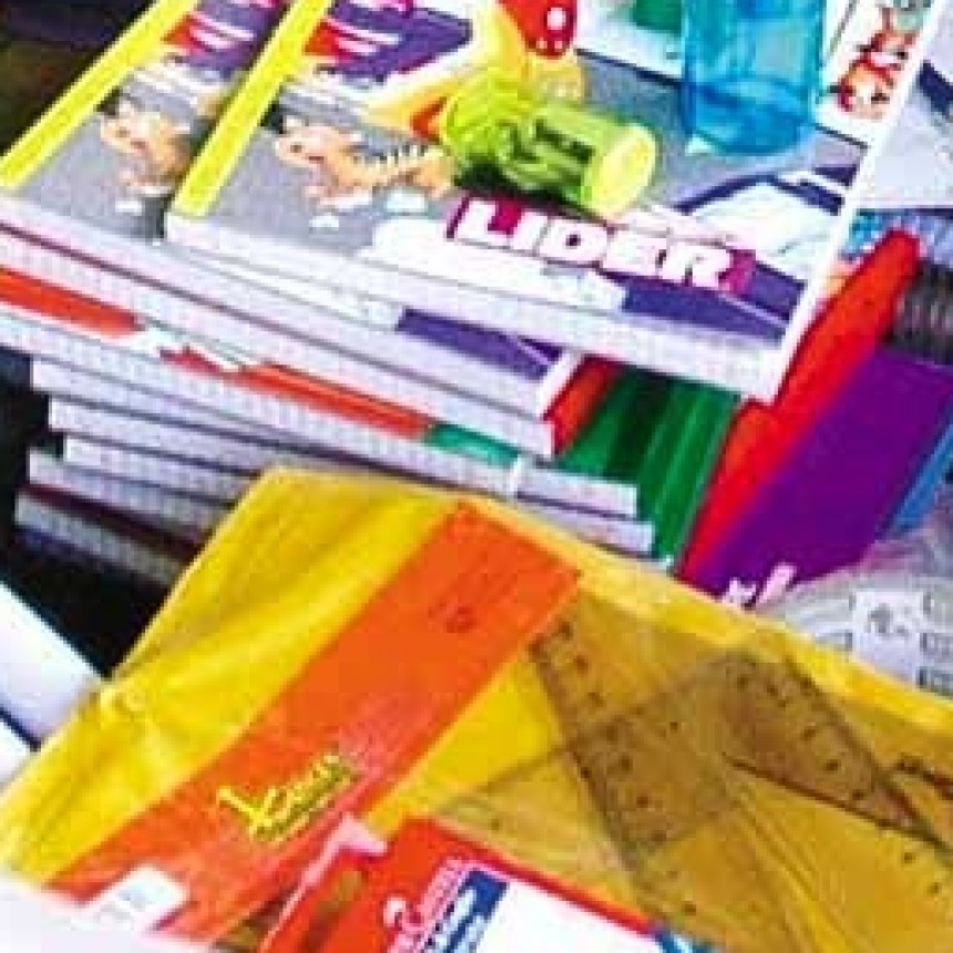 El STM inició la entrega de útiles escolares para hijos de afiliados