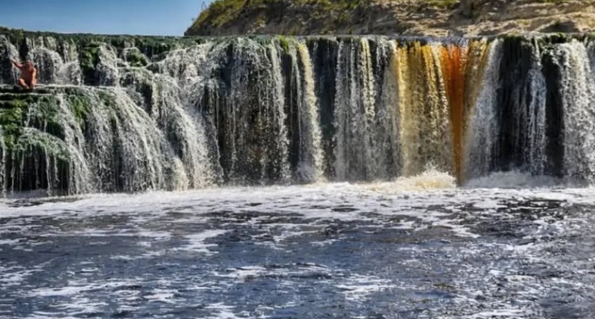 Hallan sin vida a un hombre que cayó en la cascada Cifuentes