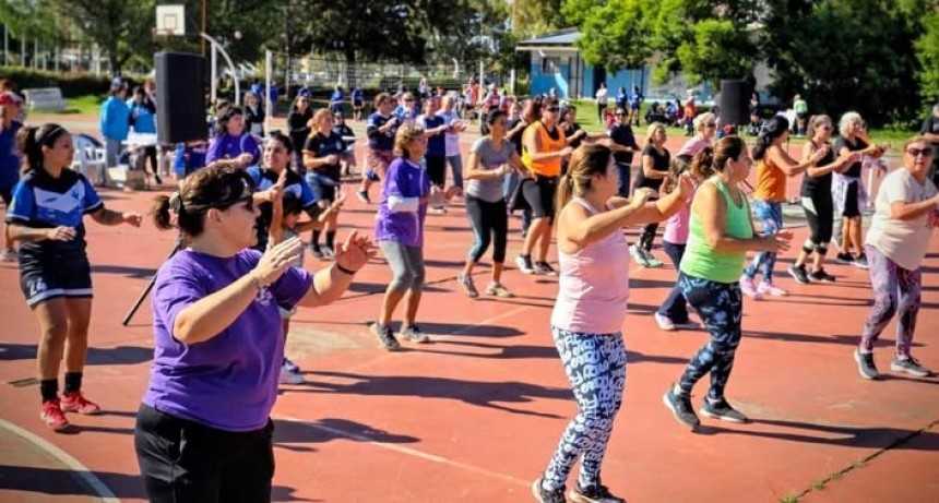 Gran convocatoria en la jornada &ldquo;Mujeres, salud y deporte&rdquo; 