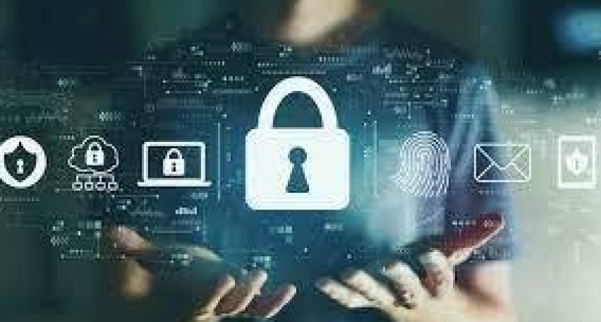 Charla de prevención sobre cybercrimen y estafas para adultos mayores
