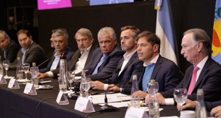 Kicillof participó del cierre del 141° Consejo Federal de la Cámara Argentina de la Construcción