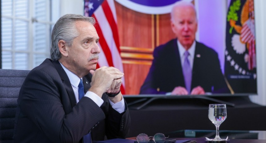 Exclusivo: La renuncia de Alberto a su reelección se mezcló con la negociación por fondos frescos del FMI