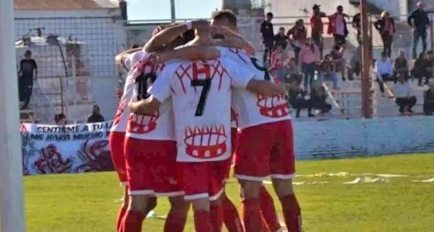 Liga del Sur: Huracán ganó y quedó puntero