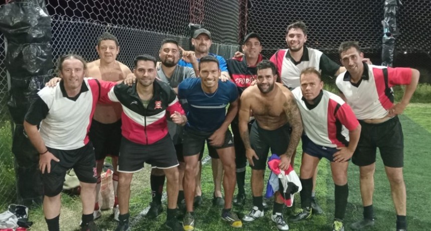 FUTBOL DE EMPLEADOS MUNICIPALES: 3ER TIEMPO GRITO ¨CAMPEON¨