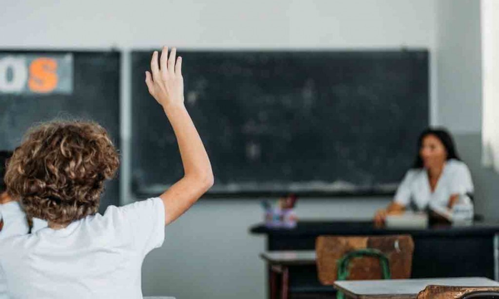 Sanción al adoctrinamiento en escuelas: “Buscan que haya un pensamiento único”
