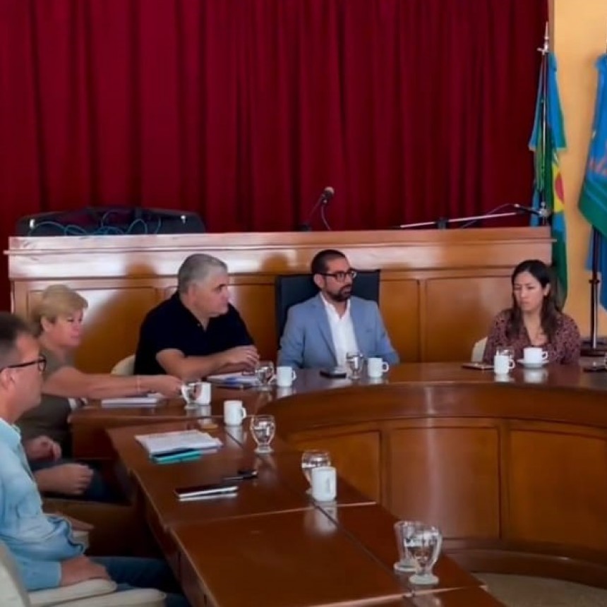 Gestiones varias por trabajadores civiles en la comisión permanente.