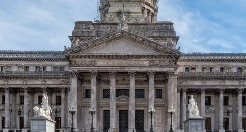 Gobierno ya tiene listos el paquete fiscal y la nueva ley ómnibus: estos son los dos proyectos