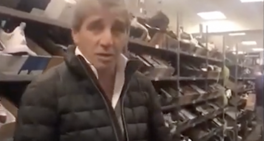 Una científica argentina confrontó a Caputo por las universidades, mientras estaba de shopping en Washington