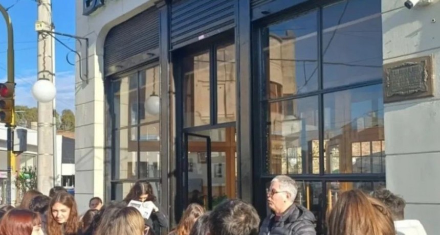 Organizan Recorrido por casco histórico en la ciudad para las escuelas
