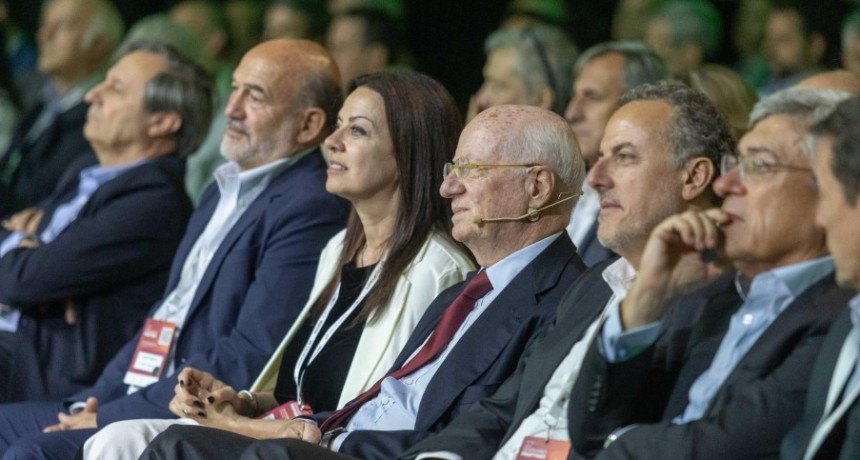 Extrema tensión en la UIA por el desplome industrial: un sector rechaza el oficialismo de Techint