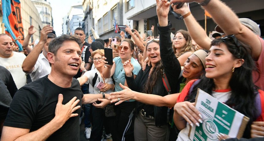 Kicillof sumó a dos referentes de los movimientos sociales en su gobierno