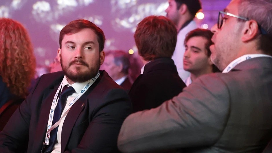 Funcionarios de Toto Caputo, tuiteros y diputados libertarios, beneficiados con cr&eacute;ditos millonarios del Banco Naci&oacute;n