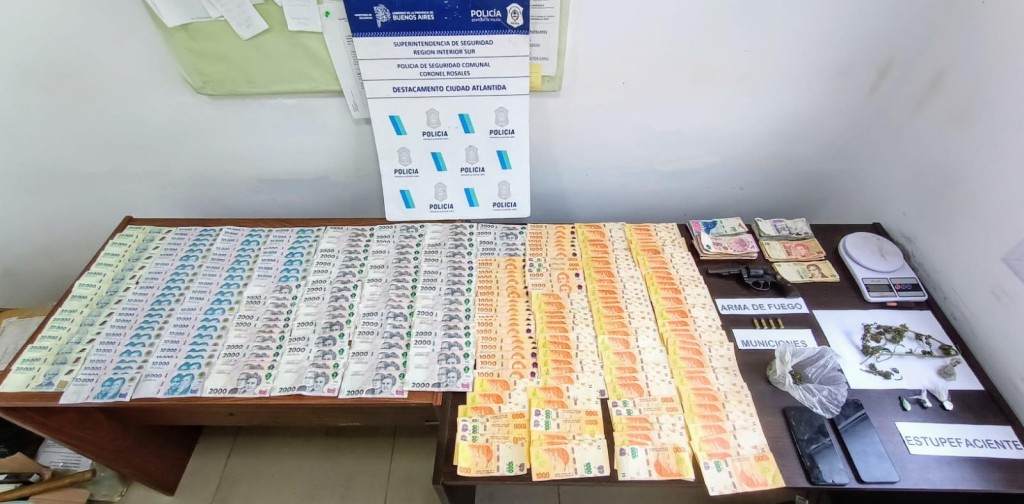 Allanamiento positivo por abuso de armas: secuestran moto y aprehenden a un hombre armado