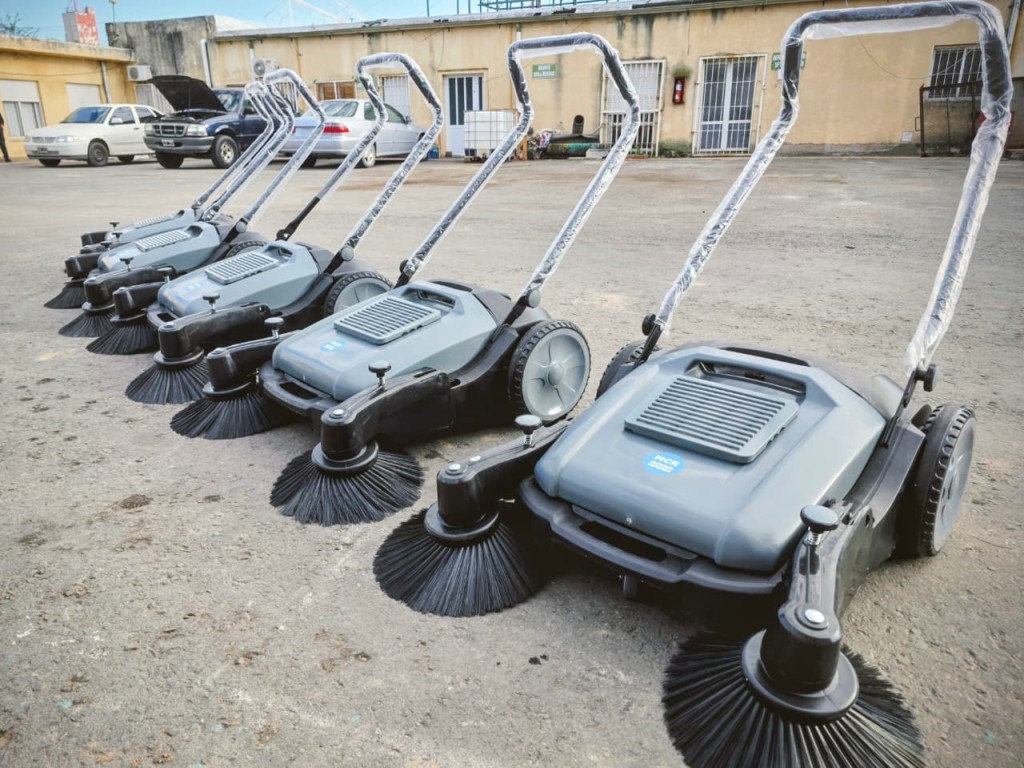 Nuevas barredoras para reforzar el servicio de limpieza urbana 