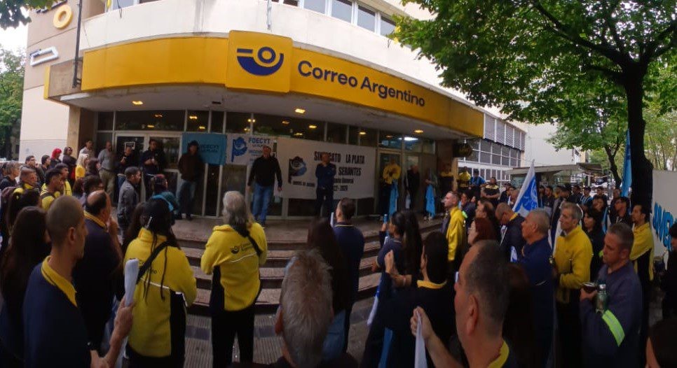 Despidos en el Correo Argentino: denuncian m&aacute;s de 350 cesant&iacute;as en medio del conflicto salarial