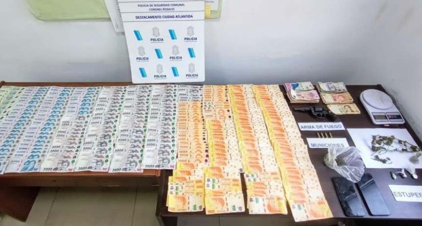 Allanamiento positivo por abuso de armas: secuestran moto y aprehenden a un hombre armado