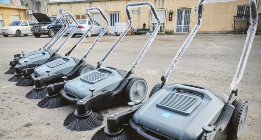 Nuevas barredoras para reforzar el servicio de limpieza urbana 