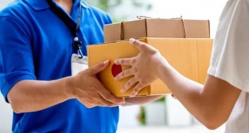 D&oacute;lar atrasado: se desploma el consumo interno y crecen con fuerza las compras al exterior v&iacute;a courier