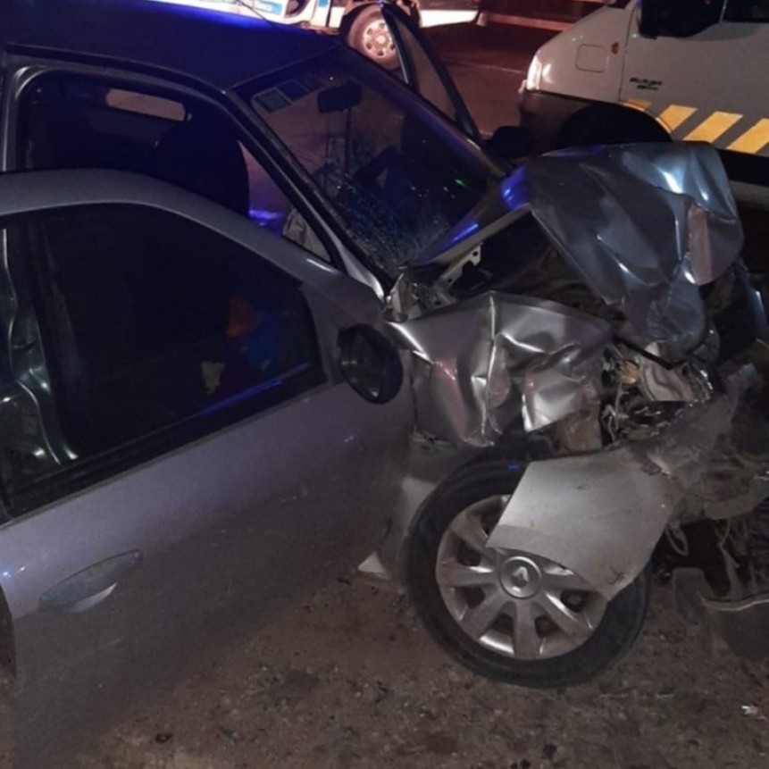 Ruta 3: cuatro heridos tras un violento choque entre un auto y un móvil policial