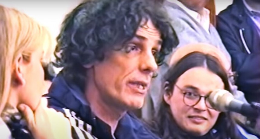 La clase magistral de Luis Alberto Spinetta en la Universdad de Humanidades y Artes(año 1997)