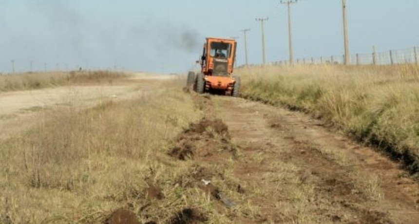 El Municipio realiza importante reconstrucción y mantenimiento de caminos Paso Mayor 