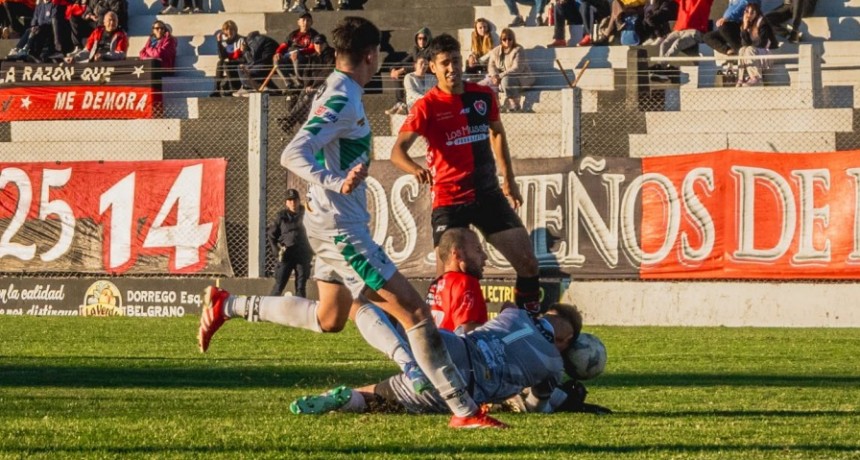 Sporting no pudo romper el maleficio y empató ante Bella Vista