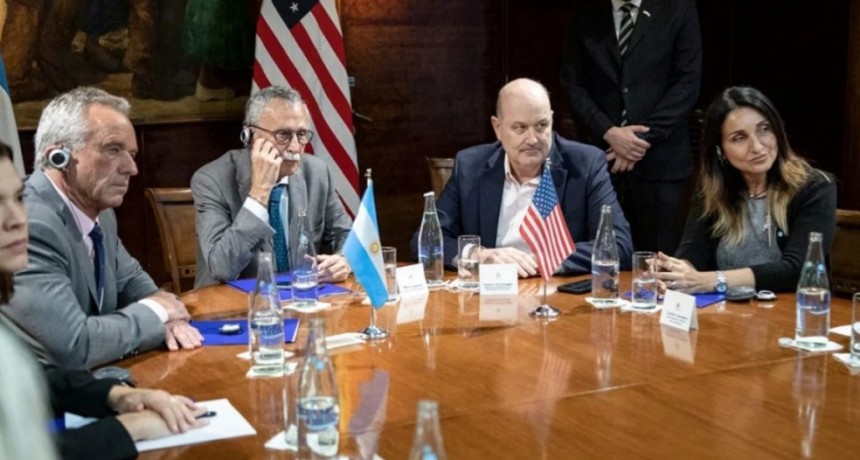 Lugones y Robert Kennedy Jr. acuerdan medidas polémicas para el sistema de salud, la Iosfa en medio del caos.