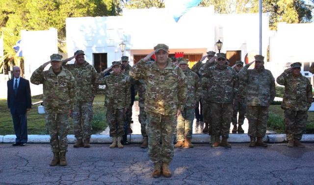 Ceremonia por el 127&deg; aniversario de la Base de Infanter&iacute;a de Marina Bater&iacute;as