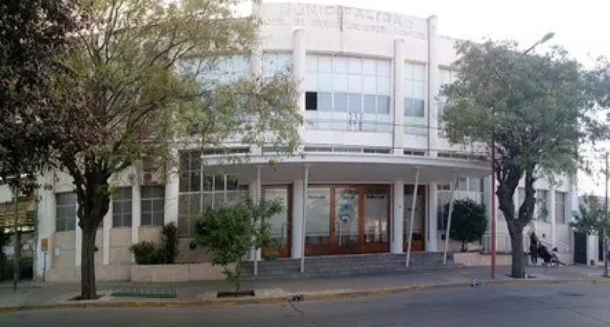 POLEMICA:Aristimu&ntilde;o pidi&oacute; al HCD ratificar permiso para obra de fibra &oacute;ptica ya iniciada
