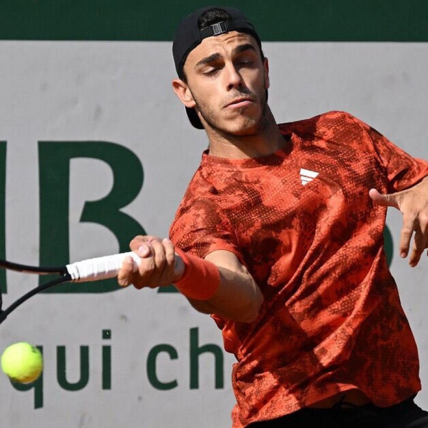 Roland Garros: Cerúndolo y Etcheverry van por un lugar en los cuartos de final
