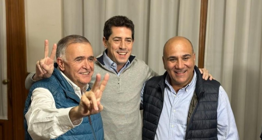 Wado se sumó a los festejos en Tucumán y Manzur busca meterse en la fórmula