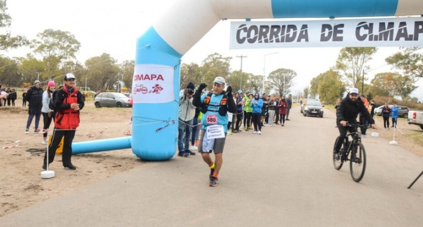 Darío Monzón se coronó en los 21k de CIMAPA 2023